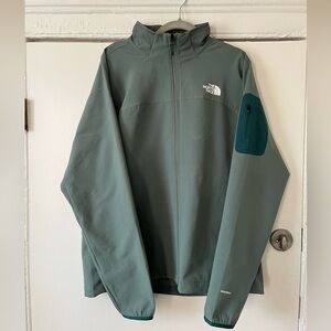 The North Face Men's Green Windwall Jacket